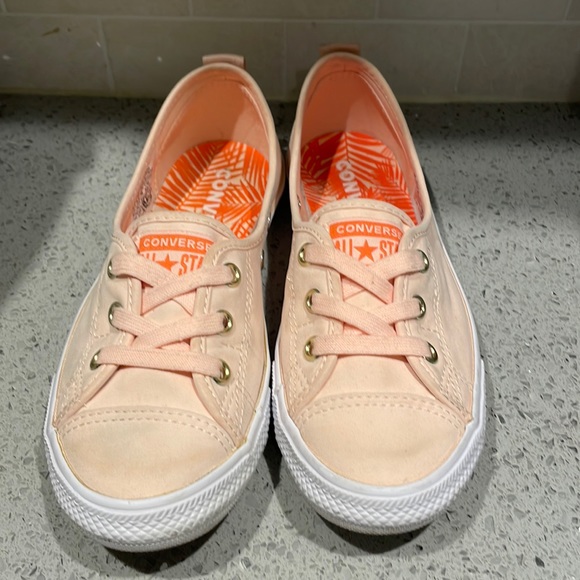 Converse slip ons - size 5.5 - Picture 3 of 6